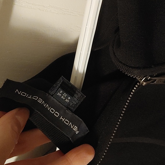 French Connection black dress with zipper - Picture 5 of 5